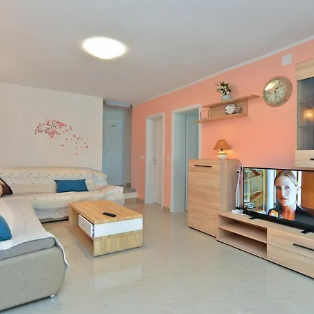 House Pineta 1719 Pula