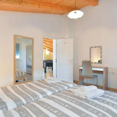 Holiday home House Pineta 1719 *