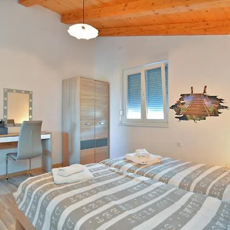Holiday home House Pineta 1719