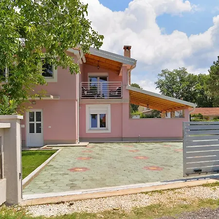 Holiday home House Pineta 1719