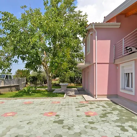 House Pineta 1719 Holiday home Pula